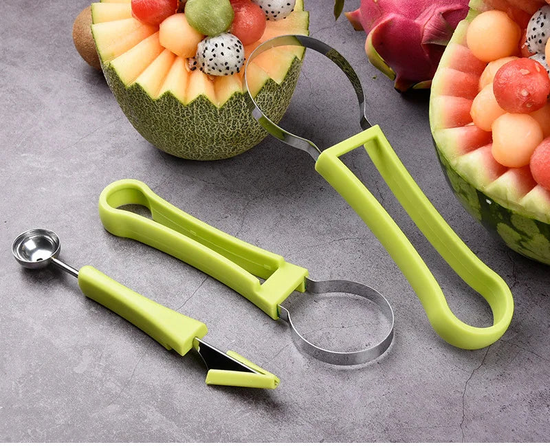 4-in-1 Watermelon Slicer & Fruit Carving Knife - Pulp Separator & Fruit Platter Tool