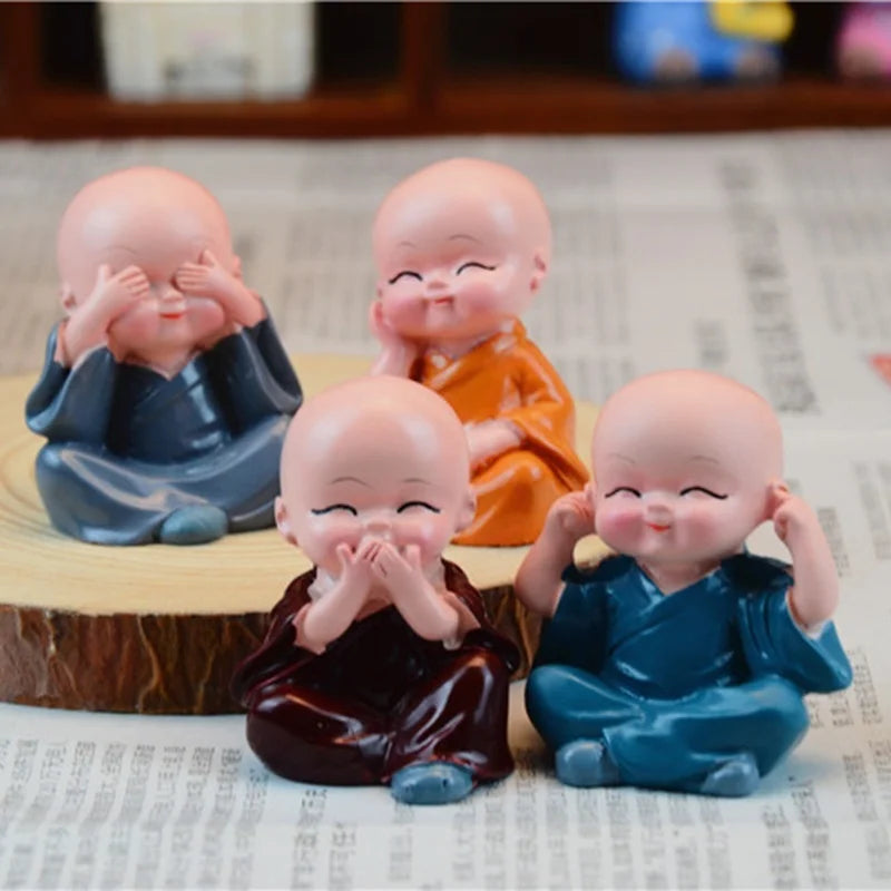 4Pcs Resin Crafts Gift Lovely Little Monk Sculptures Cute Monks Buddha Statues