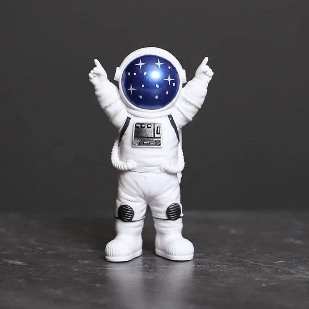 4 pcs Astronaut Figure Statue Figurine Spaceman Sculpture Educational Toy Desktop Home Decoration